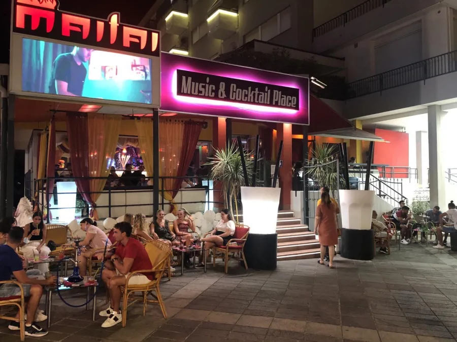 Maitai Club in Piazza Marconi, Jesolo.